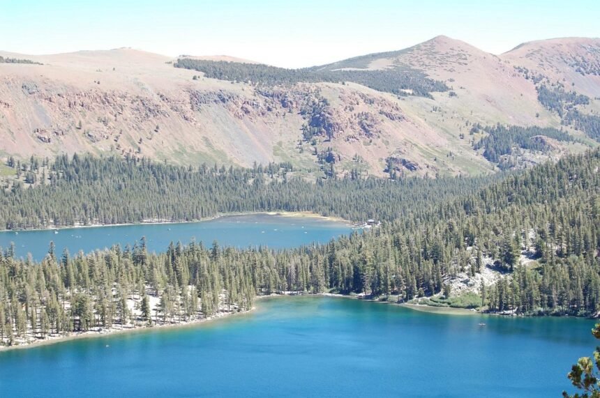 Exploring Crystal Lake: Beauty, Activities, and Conservation